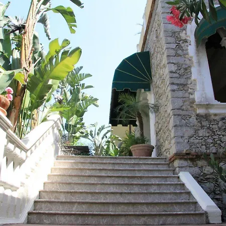 Baia Delle Sirene Hotel 3*