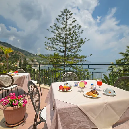 Otel Baia Delle Sirene