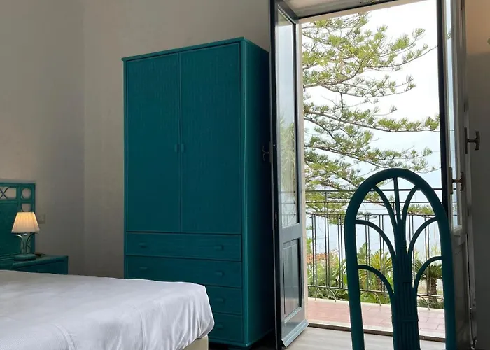 Baia Delle Sirene Taormina