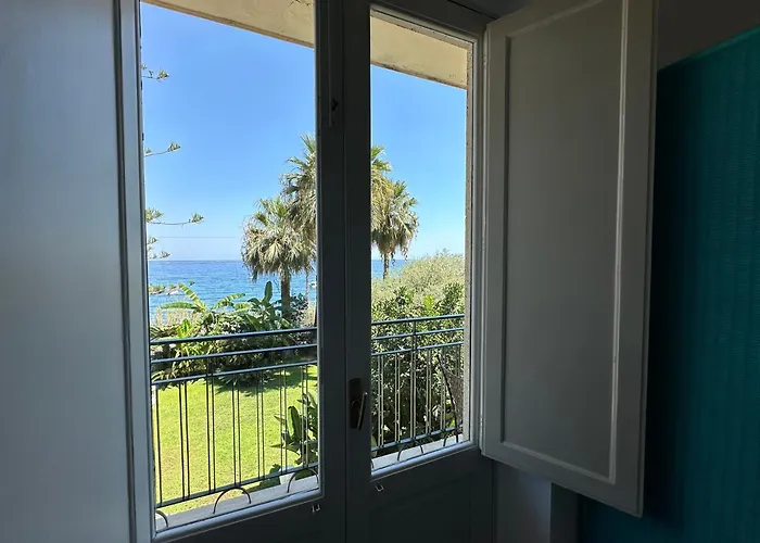 Baia Delle Sirene Hotel